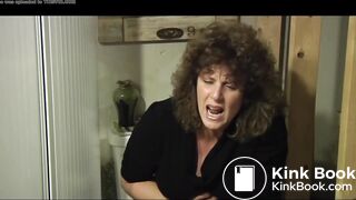 Women with stomach bug has diarrhea