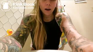 Girl shits on the toilet