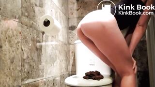 Beautiful ass blonde shitting on the toilet