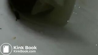 Woman pooping in the toilet - video 4