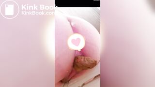 Girlfriend Huge Pooping