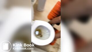 Small poop small girl