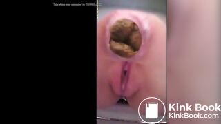 spying poop gape