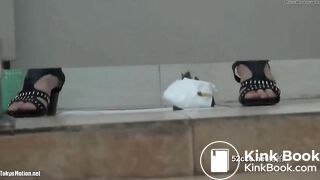 spied girl dumps a load