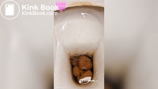 Girl poo - video 6