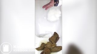 Japanese Woman - Very Big Turd