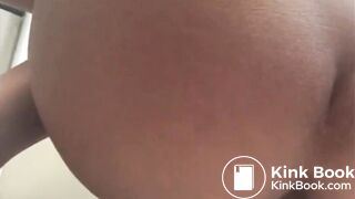 Ebony Shitting - video 19