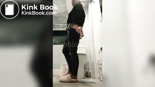 Sexy girl pooping on toilet - video 16