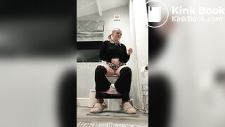 Sexy girl pooping on toilet - video 16