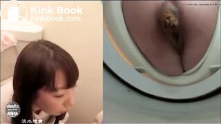 Quick toilet poop - video 6