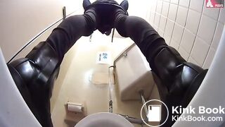 Japanese toilet spycam - video 4