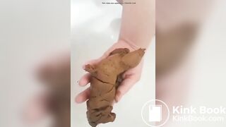 Girl shit on her finger