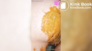 Shitting myself in a crowded train