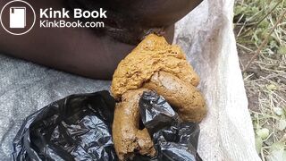 African girl take a huge dump