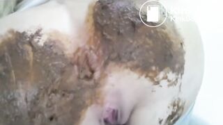 panty poop in gray pantyhose