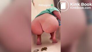 Pawg Pooping - video 4