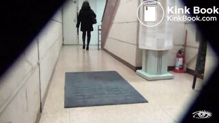 Japanese girls poop - video 11