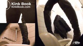 Japanese girls poop - video 11