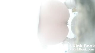 Chinese woman diarrhea20