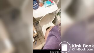 Girl pooping comp - video 4