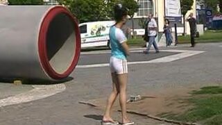 GfH - Shitgirl in public Dany D01