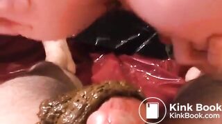 Latex Couple Scat BJ