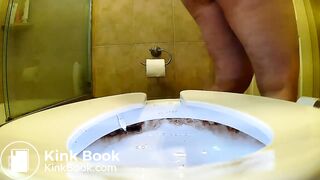 CHLOE SOFT SHITTING TOILET VIEW