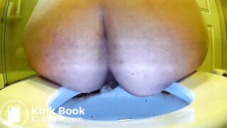 CHLOE SOFT SHITTING TOILET VIEW