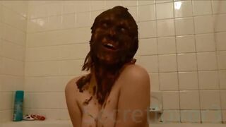 BEAUTIFUL GIRL HAVING LOVELY SHIT SMEAR SESH