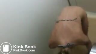 Blondie in a Bikini poops and wipes