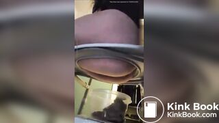 Hottie has to take a massive shit