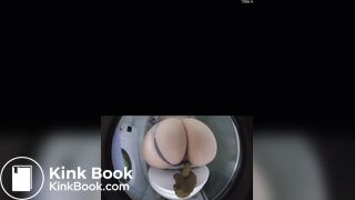 Pooping girl - video 130