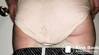 5-Load Holiday Pants Poop