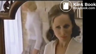 2 women from the 1700s have diarrhea