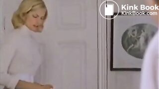 2 women from the 1700s have diarrhea