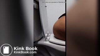 Latina with big ass pooping and farting on toilet