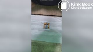 また友達のグッズにうんち