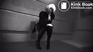 2B’s tiny pee and shitting ( audio )