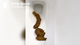 Cute Ebony Chick Drops a Couple of Turds