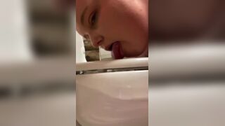 LEKKER LICKERS PUBLIC TOILET LICKERS COMPILATION