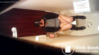 Japanese girl pooping on toilet - video 34