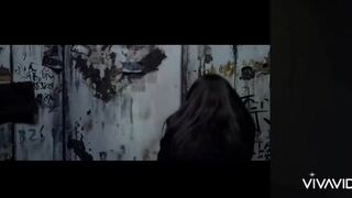 Girl poop - video 154