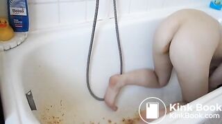 Sexy German girl has diarrhea in the bathtub