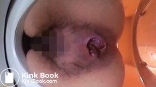 The amateur girl's excretion