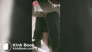 Chinese girl pooping - video 81