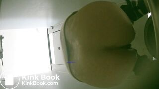 Chinese girl pooping - video 224