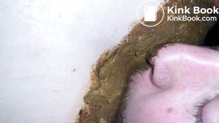 Cleaning her ass - video 3