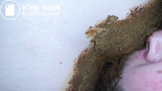 Cleaning her ass - video 3