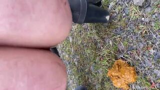 A desperate forest poo..