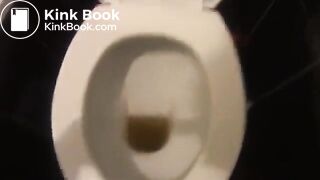 Girl pooping - video 492